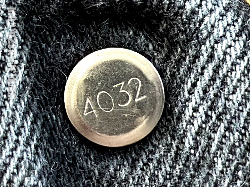 Factory code Levi's back button