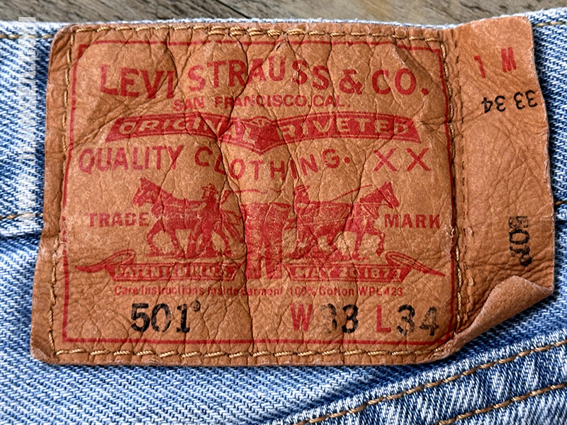 ยีนส์มือสอง Levi's 501 Egypt W33L34