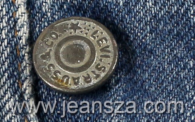 button Levi's 501