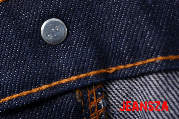 Levi's back button 