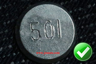 Levi's button number 501