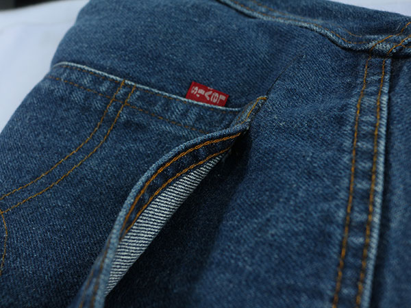 Levi's 501 เย็บลูกโซ่