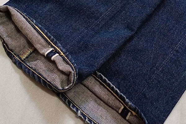 ยีนส์ Levi's 501 ผ้าด้าน