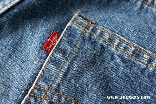 ป้ายธงแดง Red Tab Levi's 501